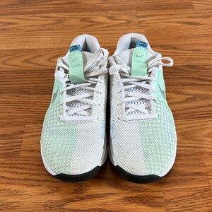 Nike Metcon 8 Sneakers size 6